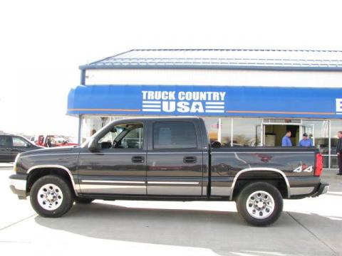 Black Chevrolet Silverado 1500 LS Crew Cab 4x4.  Click to enlarge.