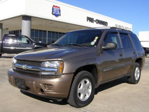 Sandalwood Metallic Chevrolet TrailBlazer LS.  Click to enlarge.