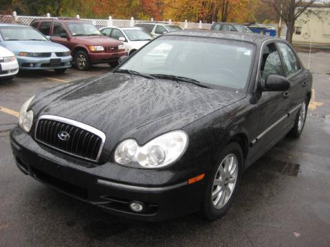 Ebony Black Hyundai Sonata LX.  Click to enlarge.