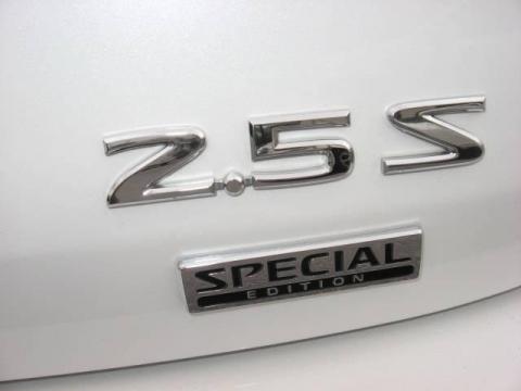 Satin White Pearl Nissan Altima 2.5 S Special Edition.  Click to enlarge.