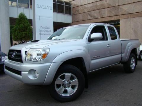 Silver Streak Mica Toyota Tacoma V6 Access Cab 4x4.  Click to enlarge.