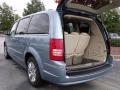 2010 Town & Country Limited #8