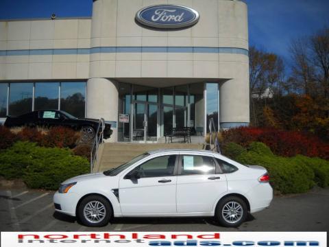 Oxford White Ford Focus SE Sedan.  Click to enlarge.