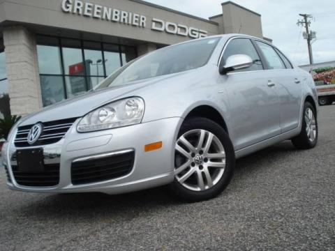 Reflex Silver Metallic Volkswagen Jetta Wolfsburg Edition Sedan.  Click to enlarge.