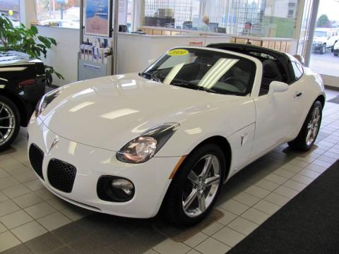 Pure White Pontiac Solstice GXP Coupe.  Click to enlarge.