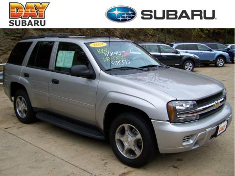 Imperial Blue Metallic Chevrolet TrailBlazer LS 4x4.  Click to enlarge.