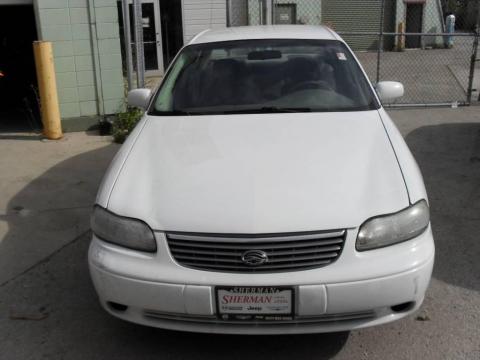 Bright White Chevrolet Malibu Sedan.  Click to enlarge.