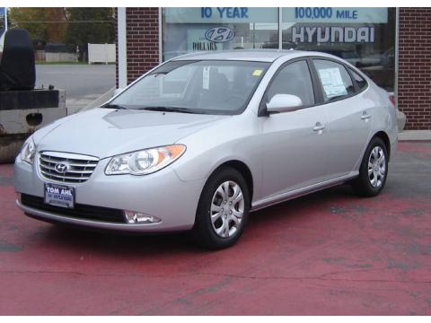 Liquid Silver Hyundai Elantra GLS.  Click to enlarge.