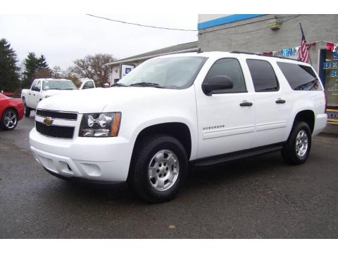 Summit White Chevrolet Suburban LS 4x4.  Click to enlarge.