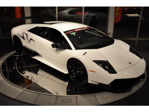 Bianco Isis (White) Lamborghini Murcielago LP670-4 SV.  Click to enlarge.