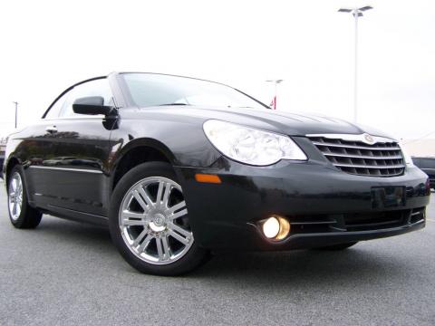Brilliant Black Crystal Pearl Chrysler Sebring Limited Hardtop Convertible.  Click to enlarge.