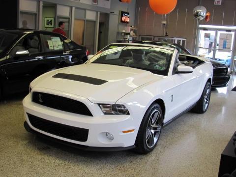 Performance White 2010 Ford Mustang Shelby GT500 Convertible with Charcoal 