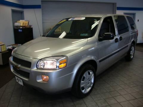 Silverstone Metallic Chevrolet Uplander LS.  Click to enlarge.