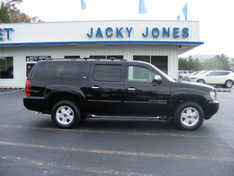 Black Chevrolet Suburban 1500 LT 4x4.  Click to enlarge.