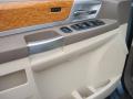 2010 Town & Country Limited #7