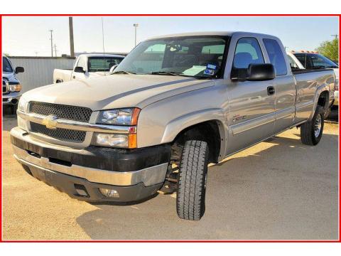 Silver Birch Chevrolet Silverado 2500HD LS Extended Cab 4x4.  Click to enlarge.