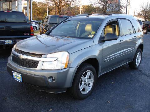 Dark Silver Metallic Chevrolet Equinox LT AWD.  Click to enlarge.