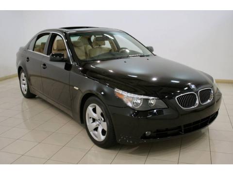 Jet Black BMW 5 Series 525i Sedan.  Click to enlarge.