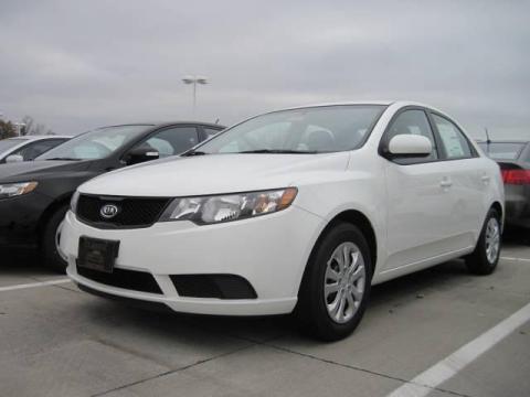 Clear White Kia Forte LX.  Click to enlarge.