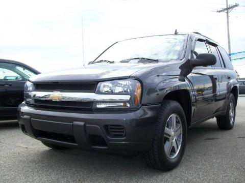 Graphite Metallic Chevrolet TrailBlazer LS 4x4.  Click to enlarge.