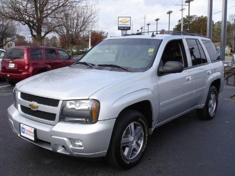 Silver Ice Metallic Chevrolet TrailBlazer LT 4x4.  Click to enlarge.