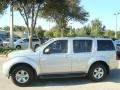 2005 Pathfinder XE #2