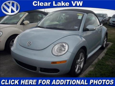 Heaven Blue Metallic Volkswagen New Beetle 2.5 Convertible.  Click to enlarge.