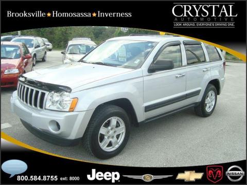 Bright Silver Metallic Jeep Grand Cherokee Laredo 4x4.  Click to enlarge.