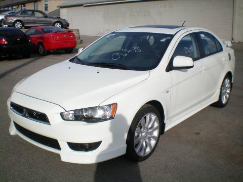 Wicked White Metallic Mitsubishi Lancer GTS.  Click to enlarge.