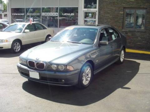 Titanium Grey Metallic BMW 5 Series 525i Sedan.  Click to enlarge.