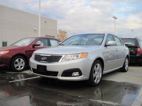 Bright Silver Kia Optima EX V6.  Click to enlarge.