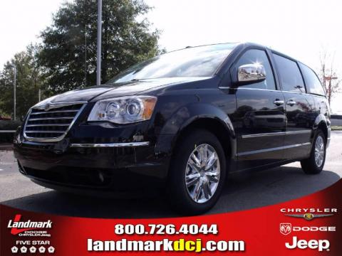 Brilliant Black Crystal Pearl Chrysler Town & Country Limited.  Click to enlarge.