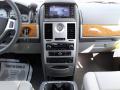 2010 Town & Country Limited #12