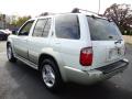2001 QX4 4x4 #9