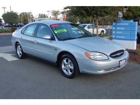 Silver Frost Metallic Ford Taurus SES.  Click to enlarge.