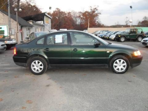 Royal Green Pearl Volkswagen Passat GLS V6 Sedan.  Click to enlarge.