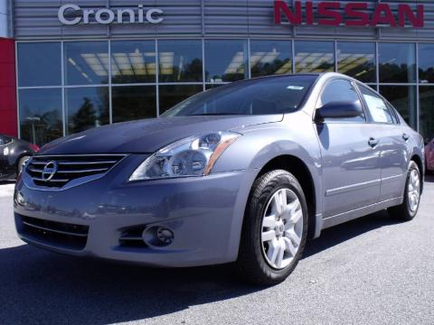 Ocean Gray Nissan Altima 2.5 S.  Click to enlarge.