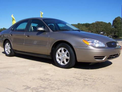 Arizona Beige Metallic Ford Taurus SEL.  Click to enlarge.