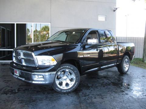 Brilliant Black Crystal Pearl Dodge Ram 1500 Laramie Crew Cab.  Click to enlarge.
