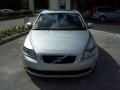 2009 S40 2.4i #2