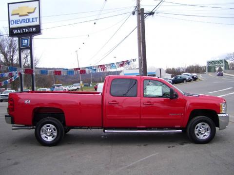 Victory Red Chevrolet Silverado 3500HD LTZ Crew Cab 4x4.  Click to enlarge.
