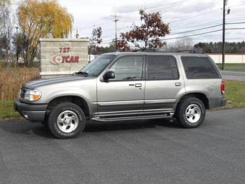Medium Platinum Metallic Ford Explorer XLT 4x4. Click to enlarge. Medium Platinum Metallic Ford Explorer XLT 4x4. Click to enlarge.