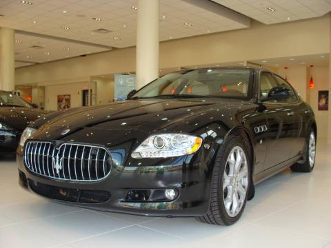 Verde Deep Emerald (Green) Maserati Quattroporte S.  Click to enlarge.