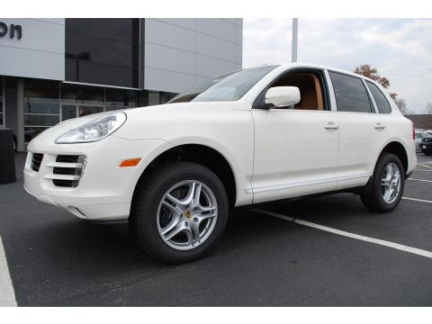 Sand White Porsche Cayenne Tiptronic.  Click to enlarge.
