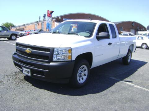 Summit White Chevrolet Silverado 1500 Extended Cab 4x4.  Click to enlarge.