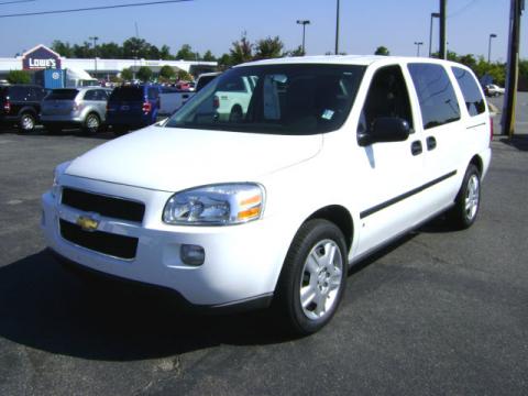 Summit White Chevrolet Uplander LS.  Click to enlarge.