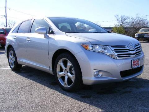 Classic Silver Metallic Toyota Venza V6 AWD.  Click to enlarge.
