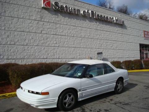 Bright White 1994 Oldsmobile Cutlass Supreme Convertible with White interior Bright White 1994 Oldsmobile Cutlass Supreme Convertible with White interior