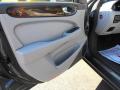 2004 XJ XJ8 #9