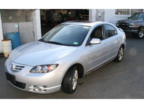 Sunlight Silver Metallic Mazda MAZDA3 s Touring Sedan.  Click to enlarge.